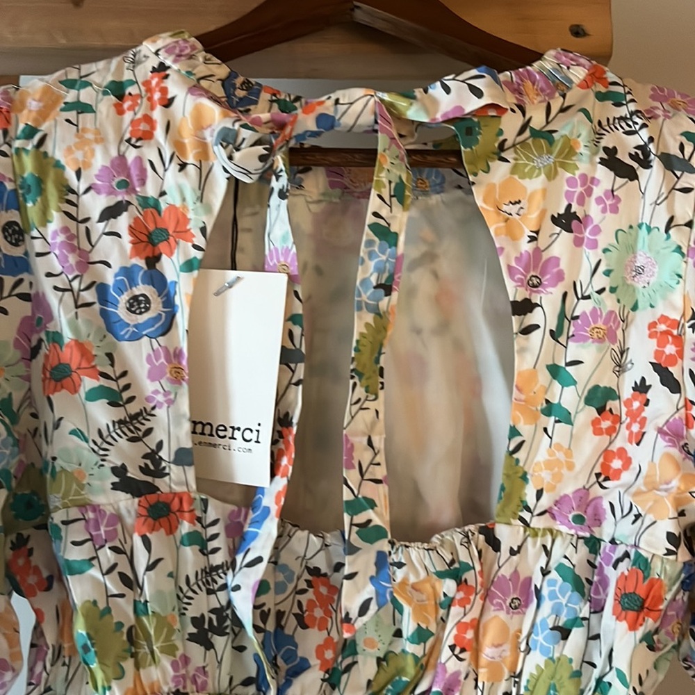 enmerci Bubble hem Flower Garden floral dress. Sz M - Picture 8 of 12
